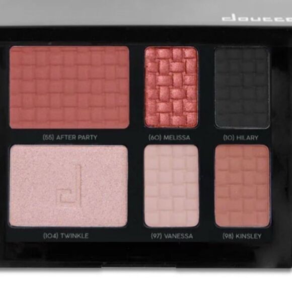 NIB SEALED 65.00 on the go pallet - Picture 2 of 2